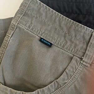 KUHL cargo shorts sz 34